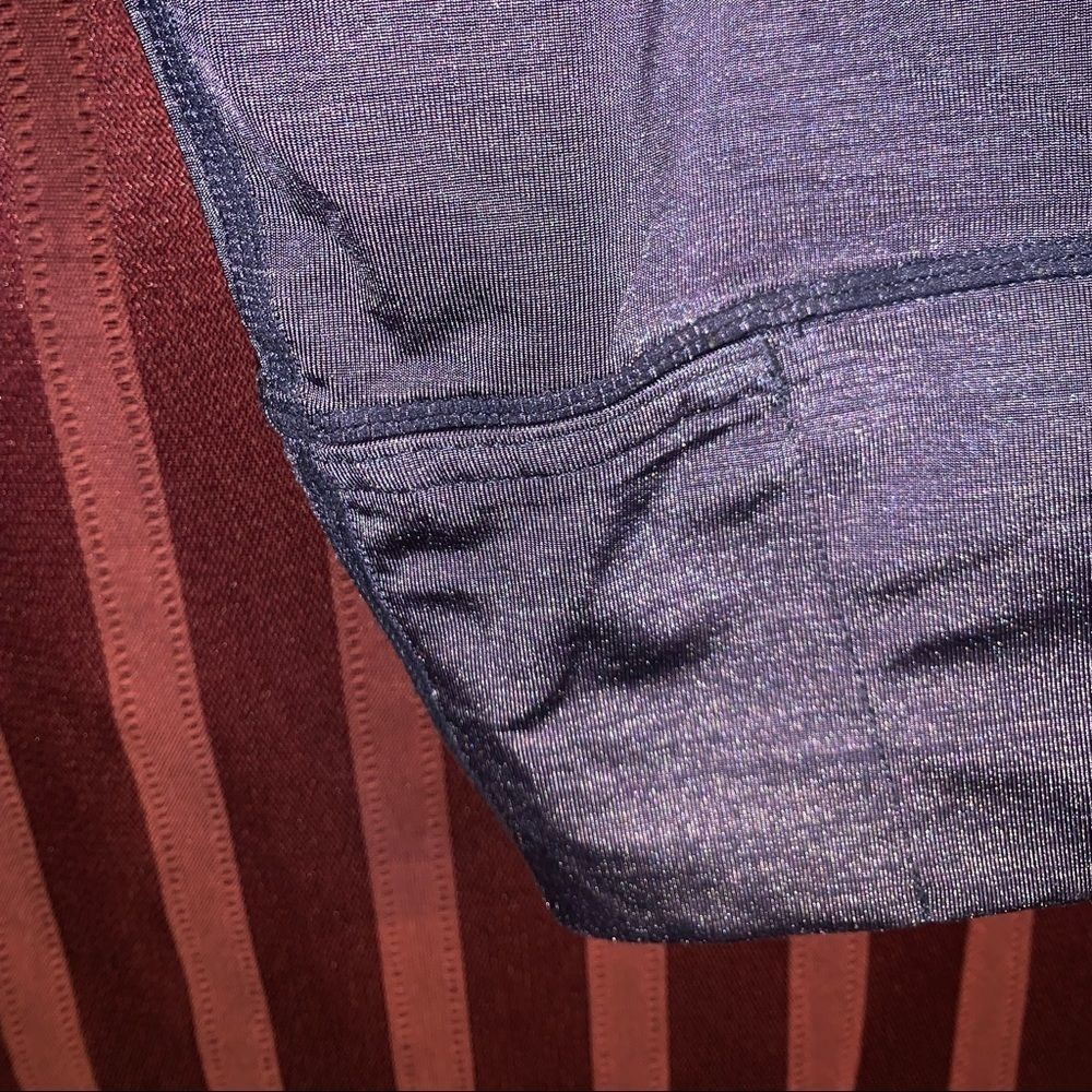 Lululemon capris - Picture 7 of 7